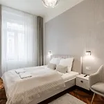 Astra Lux Bp