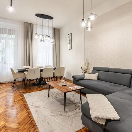 Astra Lux Bp Apartment Budapest