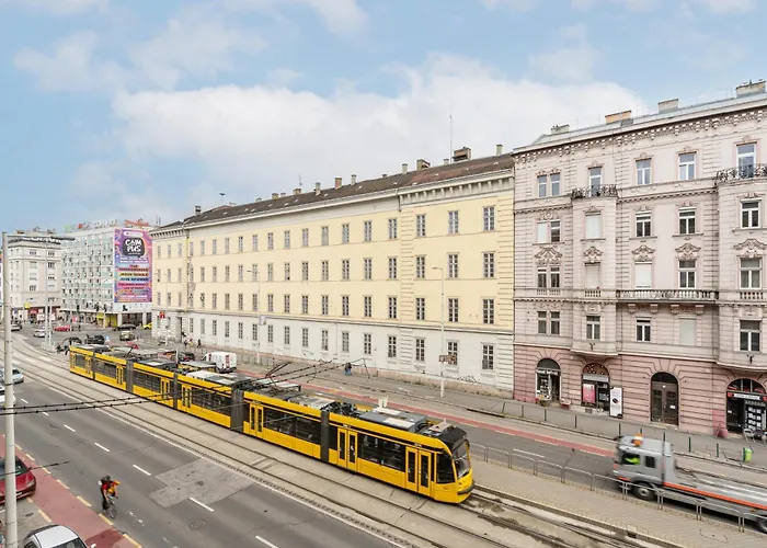 Astra Lux Bp Appartement *