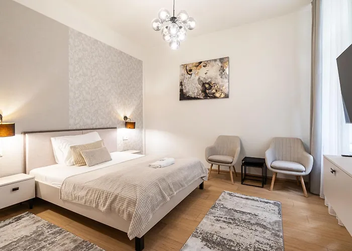 Astra Lux Bp Appartement