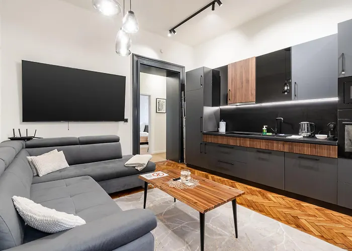 Astra Lux Bp Lägenhet *